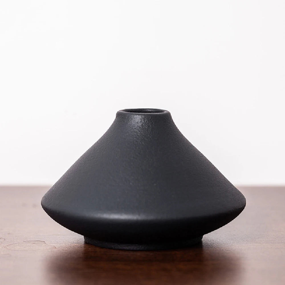 Small Matte Ceramic Vase – Frosted Modern Home Decor