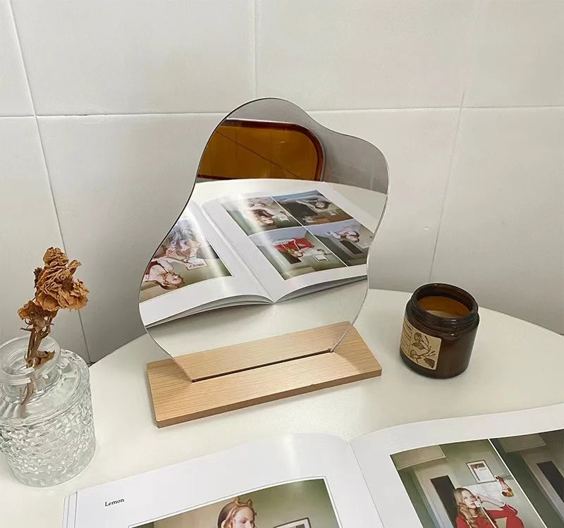 Aesthetic Cloud Mirror – Trendy Tabletop Accent for Soft Spaces